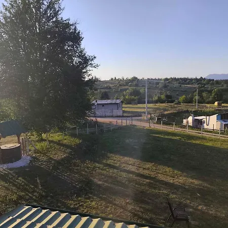 Vikendica *
